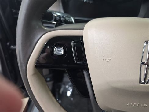 Certified 2021 Lincoln Corsair Reserve w/ Elements Package image 14