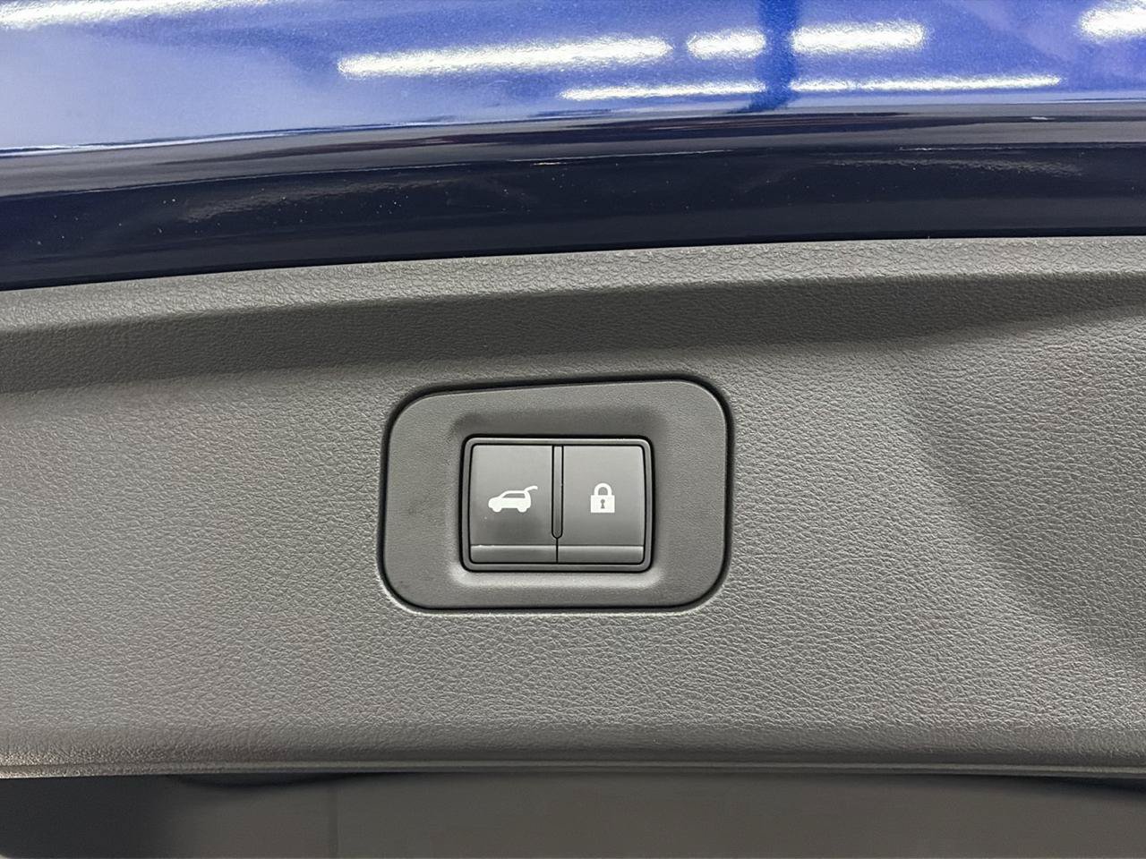 Used 2025 INFINITI QX80 Luxe RWD image 29