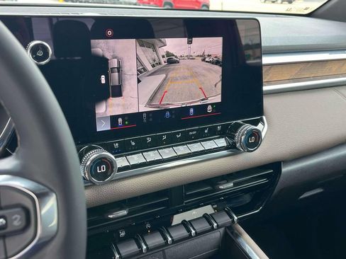 Certified 2023 GMC Canyon Denali AWD/4WD image 31
