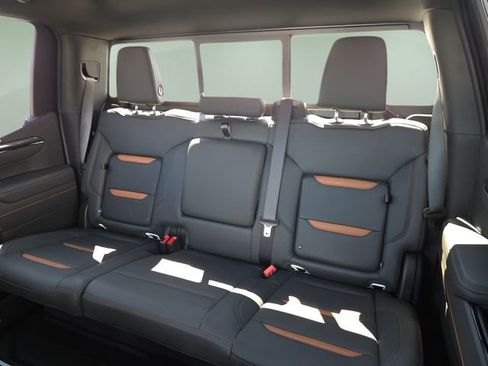 Used 2025 GMC Sierra 1500 AT4 w/ AT4 Premium Package image 13