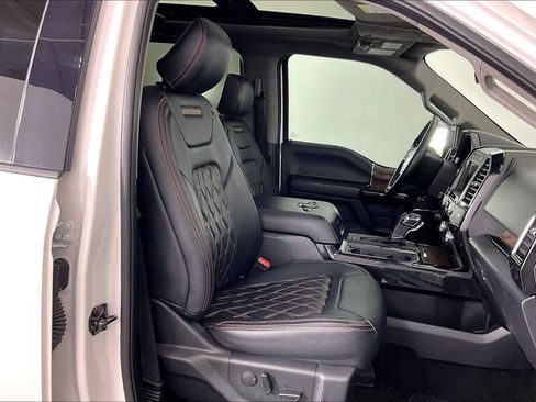 Used 2019 Ford F150 Lariat w/ Equipment Group 502A Luxury AWD/4WD image 9