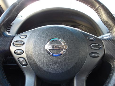 Used 2010 Nissan Altima 2.5 SL w/ SL Pkg FWD image 26