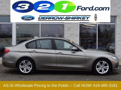 Used 2016 BMW 328i xDrive Sedan w/ Technology Package image 3