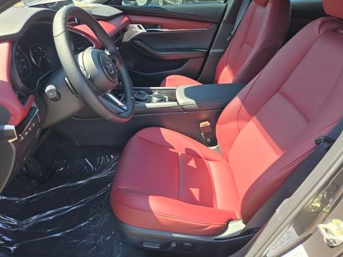 New 2026 MAZDA MAZDA3 Hatchback w/Premium Plus Pkg AWD/4WD image 6