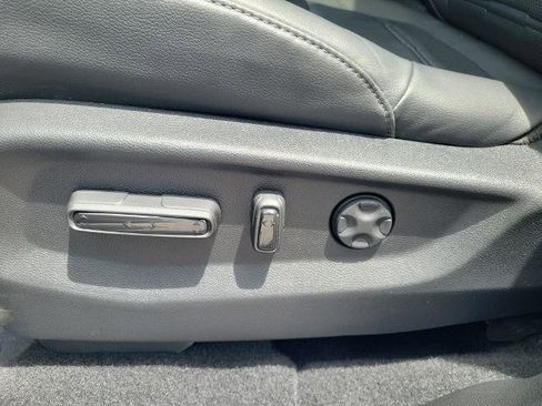 Used 2022 Honda CR-V Touring image 23