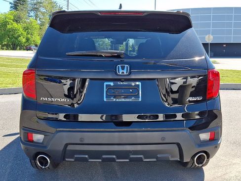 Used 2023 Honda Passport EX-L image 5