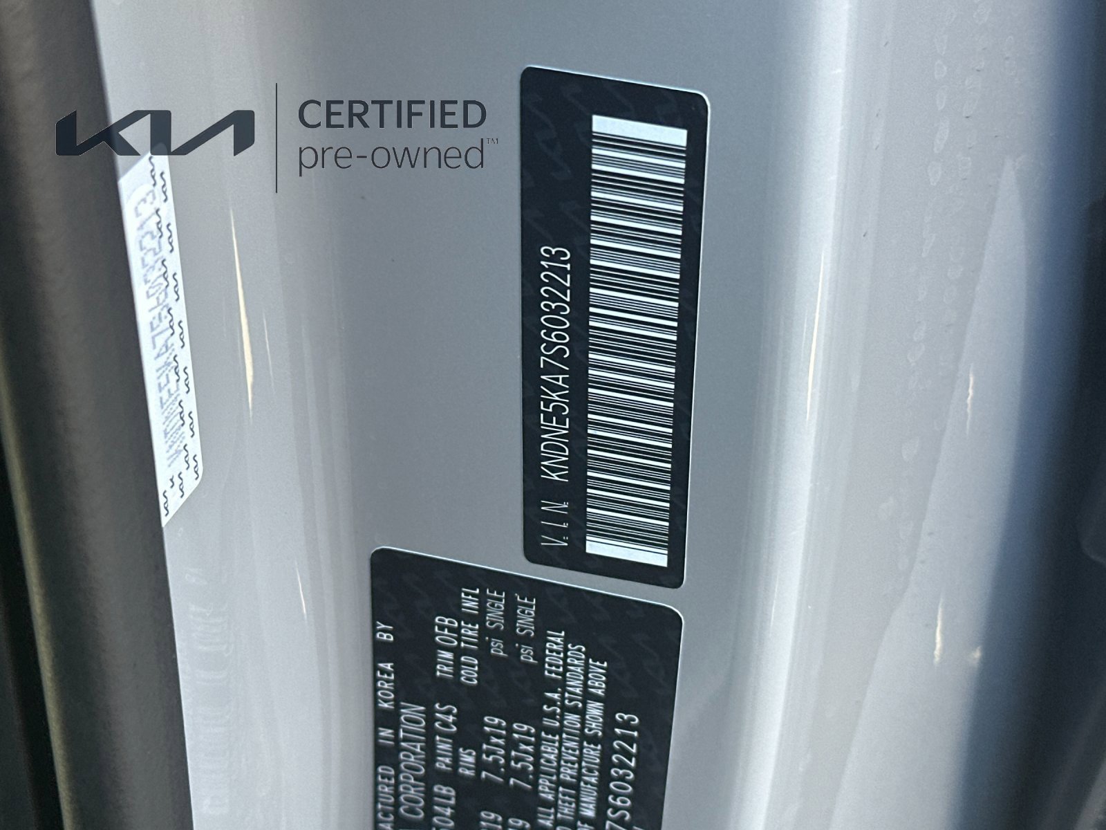 Certified 2025 Kia Carnival SX Prestige FWD image 30