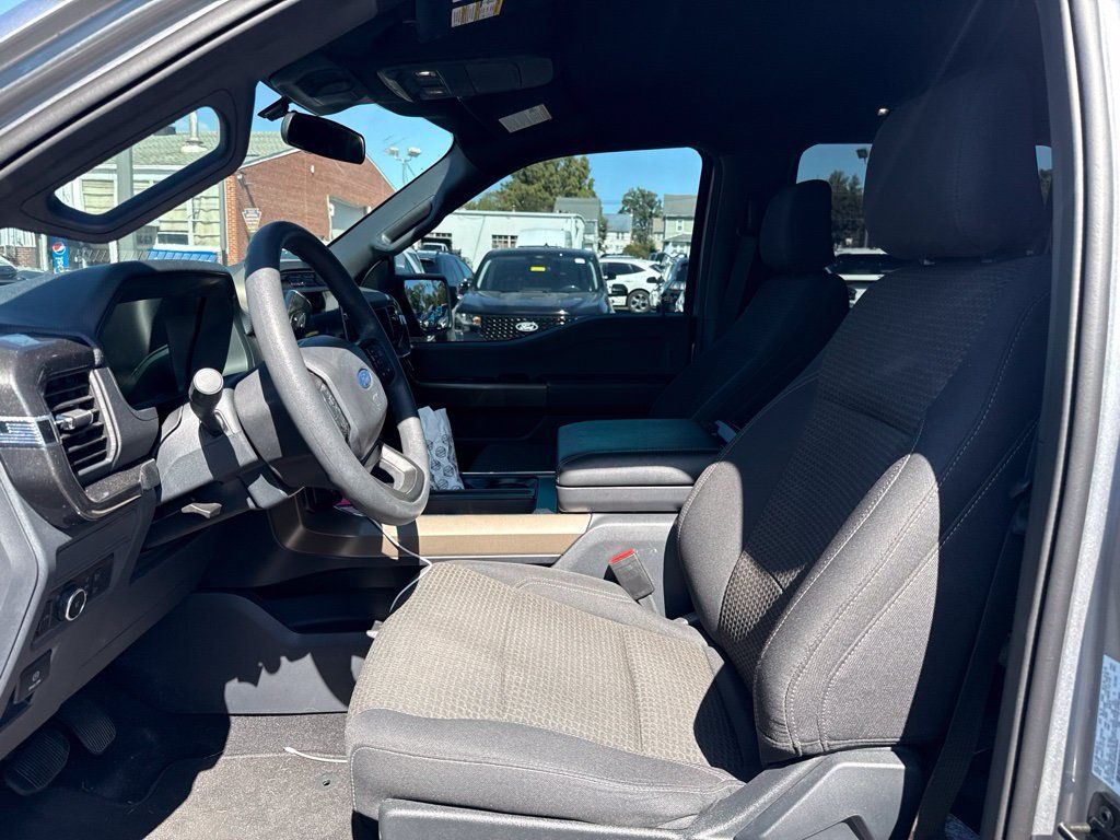 Used 2024 Ford F150 STX w/ Equipment Group 201A FX4 AWD/4WD image 10