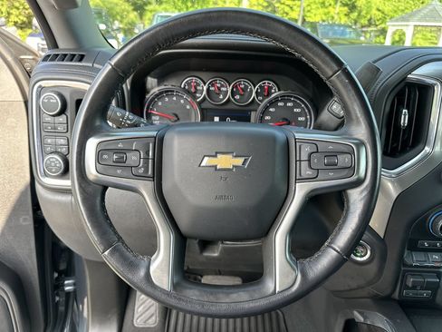 Used 2021 Chevrolet Silverado 1500 LTZ w/ LTZ Convenience Package II AWD/4WD image 12
