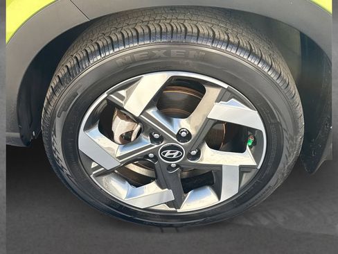 Certified 2023 Hyundai Venue SEL FWD image 12