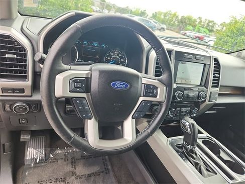 Used 2017 Ford F150 Lariat image 16