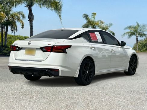 Certified 2023 Nissan Altima 2.5 SR image 5