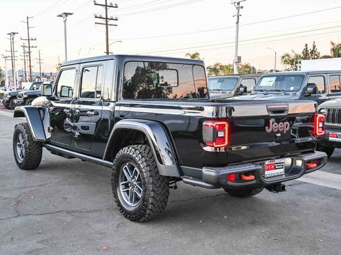 New 2026 Jeep Gladiator Mojave image 7
