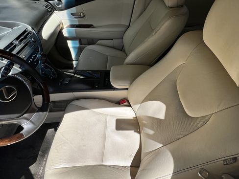 Used 2014 Lexus RX 350 FWD w/ Navigation Package image 16