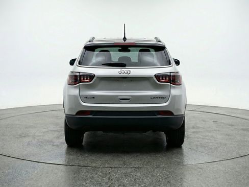 Used 2025 Jeep Compass Limited AWD/4WD image 7