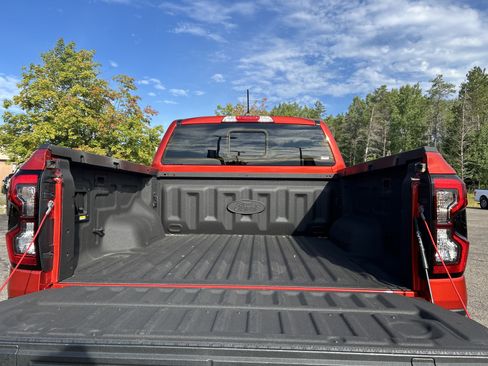 Used 2024 Ford Ranger Lariat w/ Advanced Towing Package AWD/4WD image 21