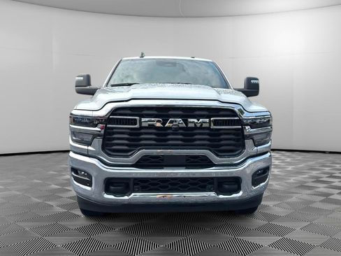 Used 2025 RAM 2500 Big Horn AWD/4WD image 7