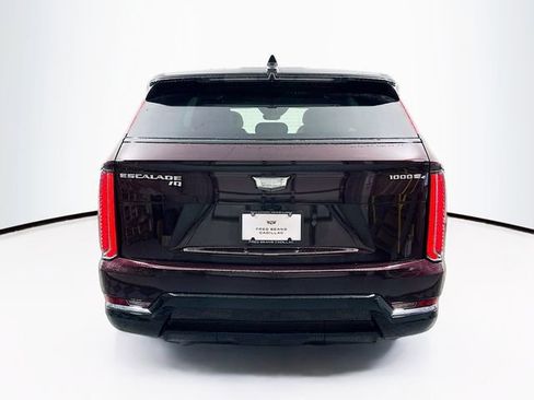 New 2025 Cadillac Escalade IQ Sport 2 AWD/4WD image 6