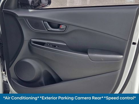 Used 2022 Hyundai Kona SE AWD/4WD image 8