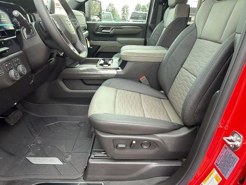 New 2026 Chevrolet Silverado 2500 ZR2 image 13