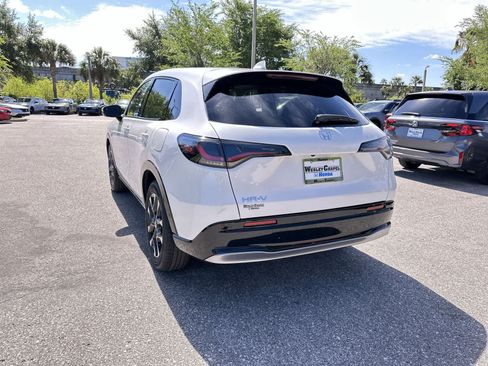 New 2026 Honda HR-V EX-L image 4