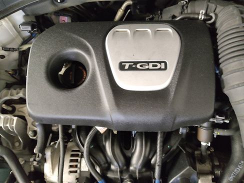 Used 2020 Hyundai Elantra GT N Line FWD image 30