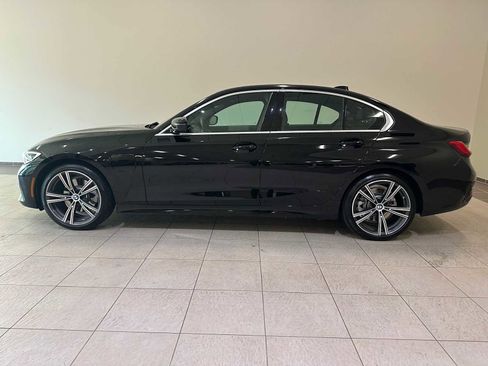 Used 2021 BMW 330e w/ Convenience Package image 3