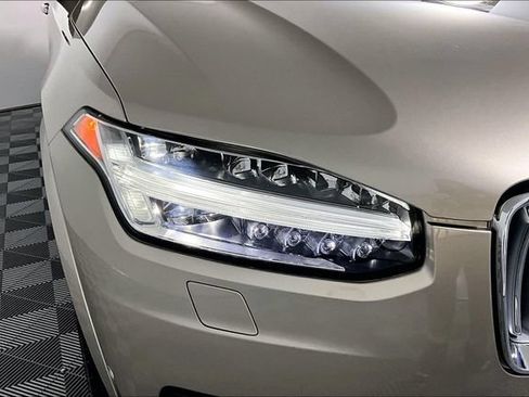 Used 2023 Volvo XC90 B6 Plus AWD/4WD image 30