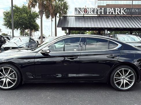 Used 2023 Genesis G70 2.0T RWD image 5
