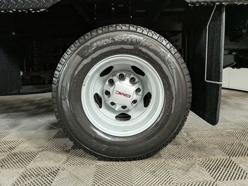 New 2025 GMC Sierra 3500 Pro w/ Convenience Package AWD/4WD image 11