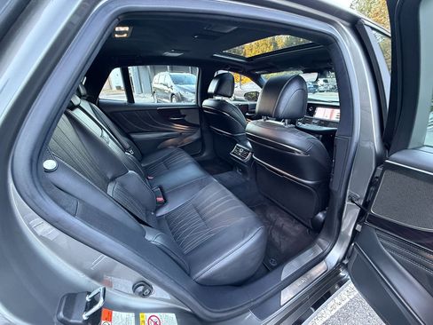 Used 2018 Lexus LS 500 w/ Interior Upgrade Package image 12