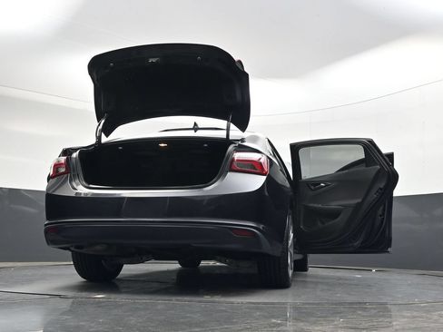 Used 2022 Chevrolet Malibu LT FWD image 42