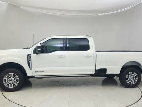 Used 2023 Ford F350 Lariat w/ Tow Technology Package image 10