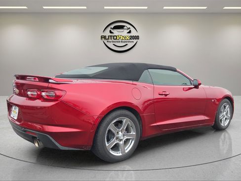 Used 2024 Chevrolet Camaro LT w/ Technology Package image 7
