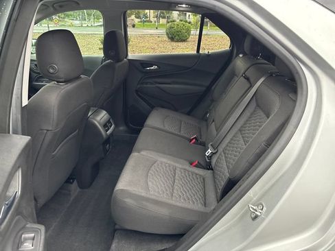 Used 2018 Chevrolet Equinox LT AWD/4WD image 18