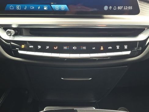 Used 2024 Cadillac Lyriq Luxury image 31