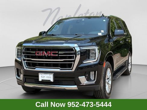 Used 2021 GMC Yukon SLT w/ SLT Premium Package AWD/4WD image 1