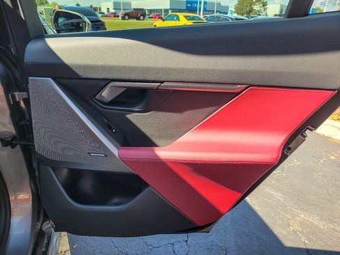 Used 2025 BMW 540i xDrive image 22