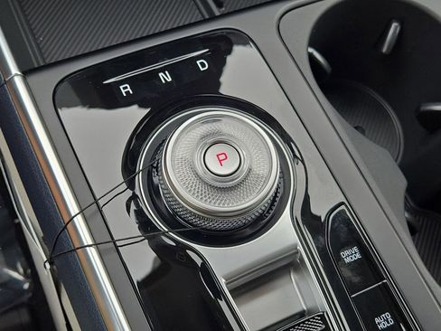 New 2026 Kia Carnival EX image 23