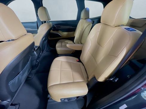 Used 2022 Kia Telluride SX FWD image 27