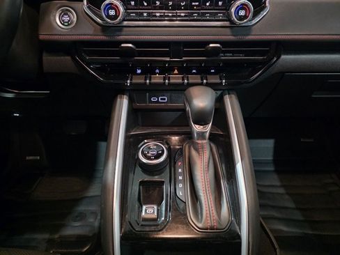 Used 2023 Chevrolet Colorado Z71 w/ Z71 Convenience Package 2 image 20