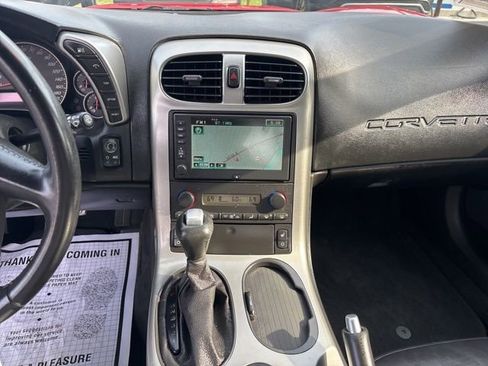 Used 2005 Chevrolet Corvette Coupe w/ Preferred Equipment Group image 37