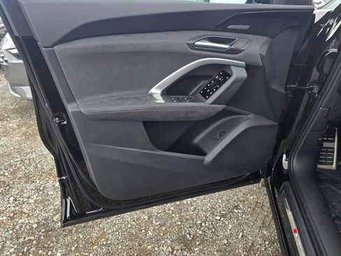 New 2025 Audi SQ5 Premium Plus image 23