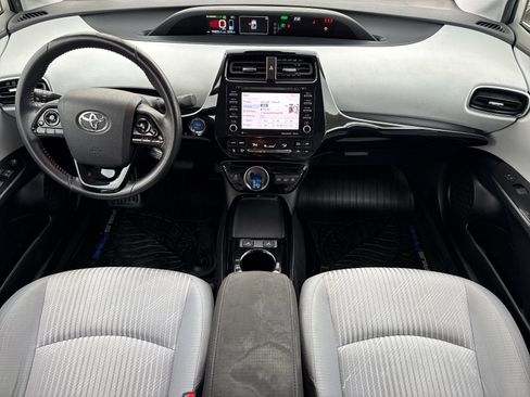 Used 2020 Toyota Prius Prime LE image 13