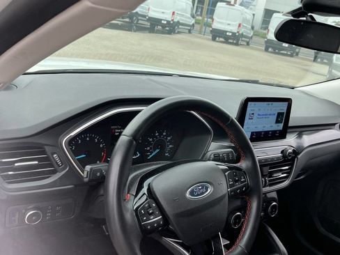 Used 2022 Ford Escape SEL w/ SEL Stealth AWD Package image 7