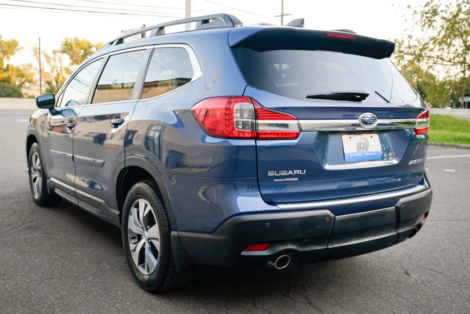 Used 2021 Subaru Ascent Premium w/ Convenience Package AWD/4WD image 7