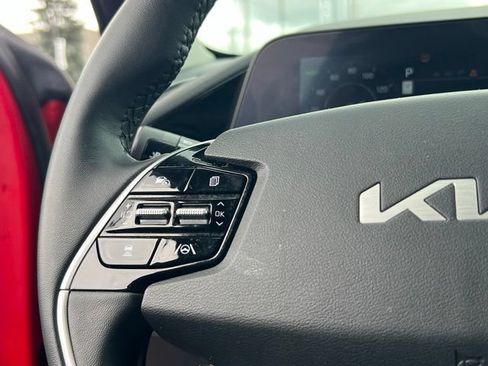 Used 2023 Kia Niro Wind FWD image 20