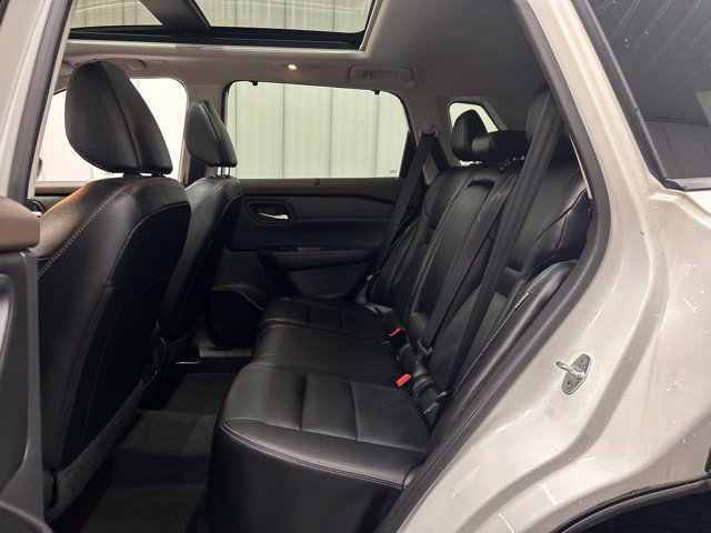 Used 2023 Nissan Rogue SL w/ SL Premium Package AWD/4WD image 15