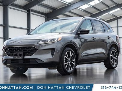Used 2022 Ford Escape SE w/ SE Sport Appearance Package