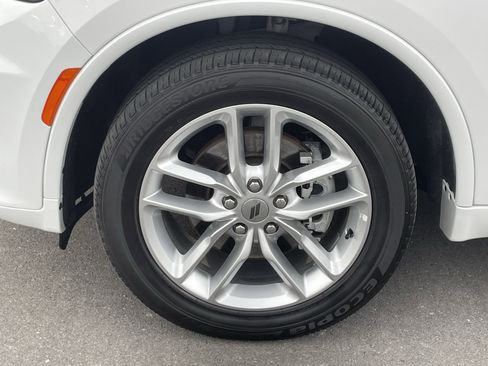 Used 2024 Dodge Durango GT image 11